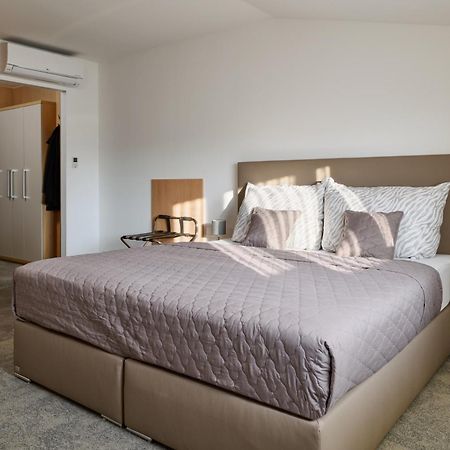 Hotel Osvit Mlada Boleslav Bagian luar foto