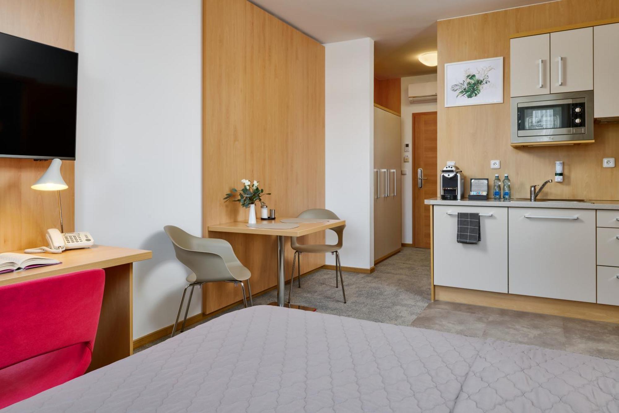 Hotel Osvit Mlada Boleslav Bagian luar foto